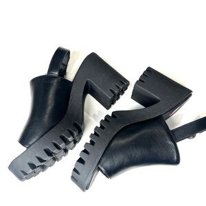 Madden Girl Black Sonny Chunky Heeled Sandals